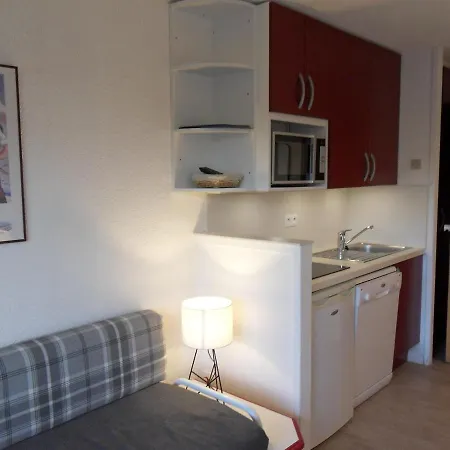 Apartment Cosy Au Pied Des Pistes Avec Balcon Et Parking - Fr-1-181-2040