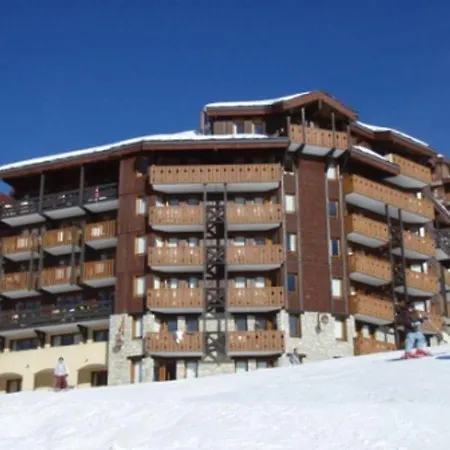 Apartment Cosy Au Pied Des Pistes Avec Balcon Et Parking - Fr-1-181-2040 *